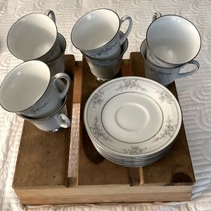 Noritake Sweet Leilani Setting for 6, Extras Available - Comment to buy 1 item